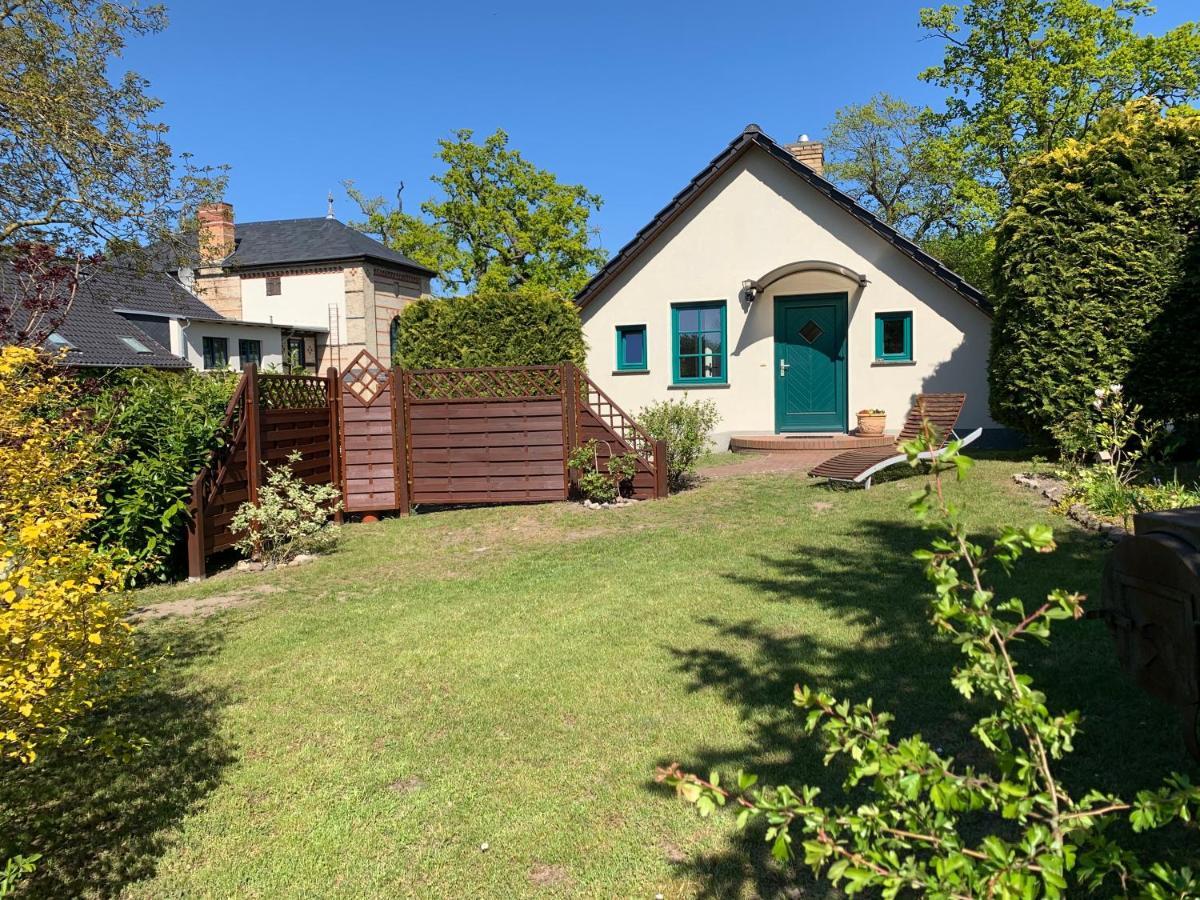 „Rentmeisterhaus Basedow“ Basedow  Екстериор снимка